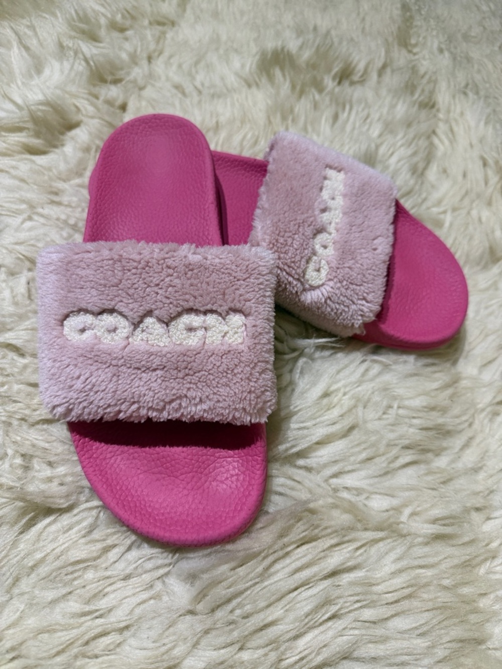 Coach Uli Sport Slides in pink 10B